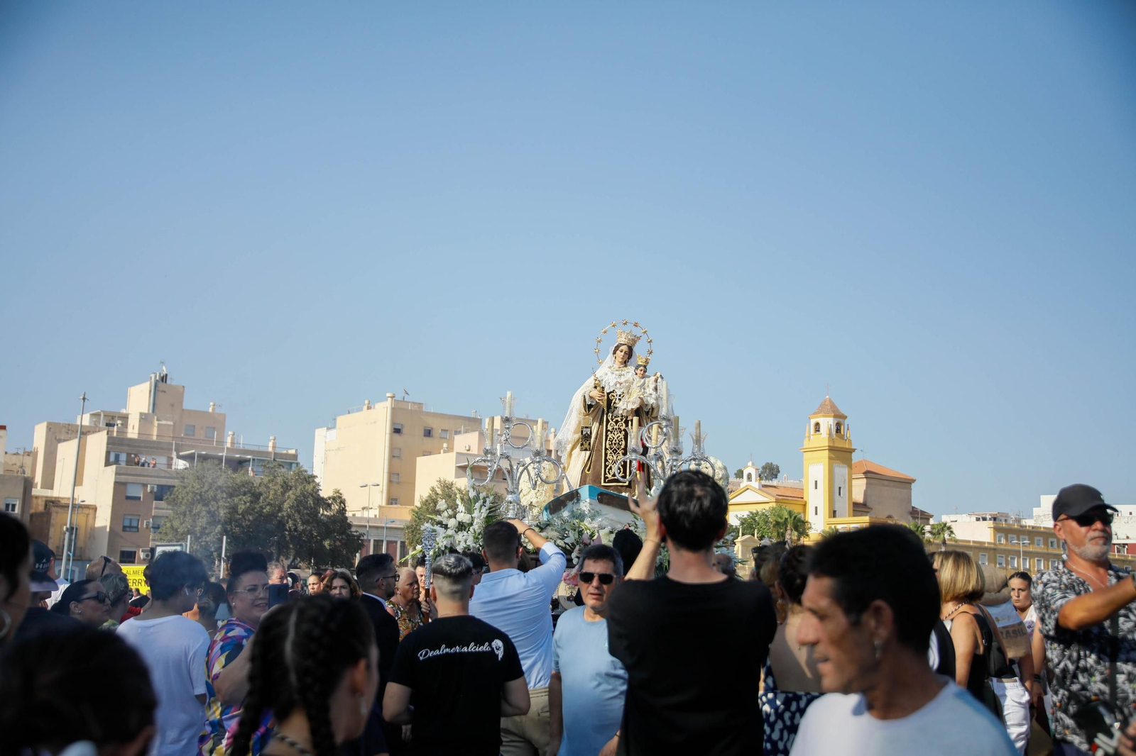 Procesión de Alabanza a la Santísima Virgen del Carmen de Almería