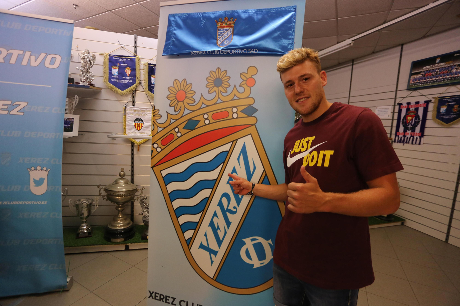 Juanjo ya no es jugador del Xerez CD.