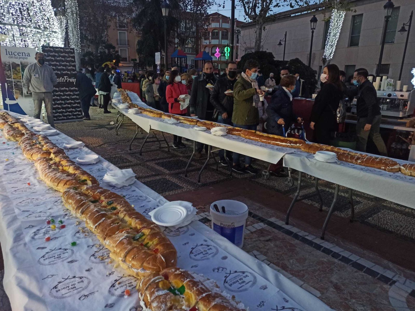 El roscón de Reyes gigante de Lucena, en fotografías