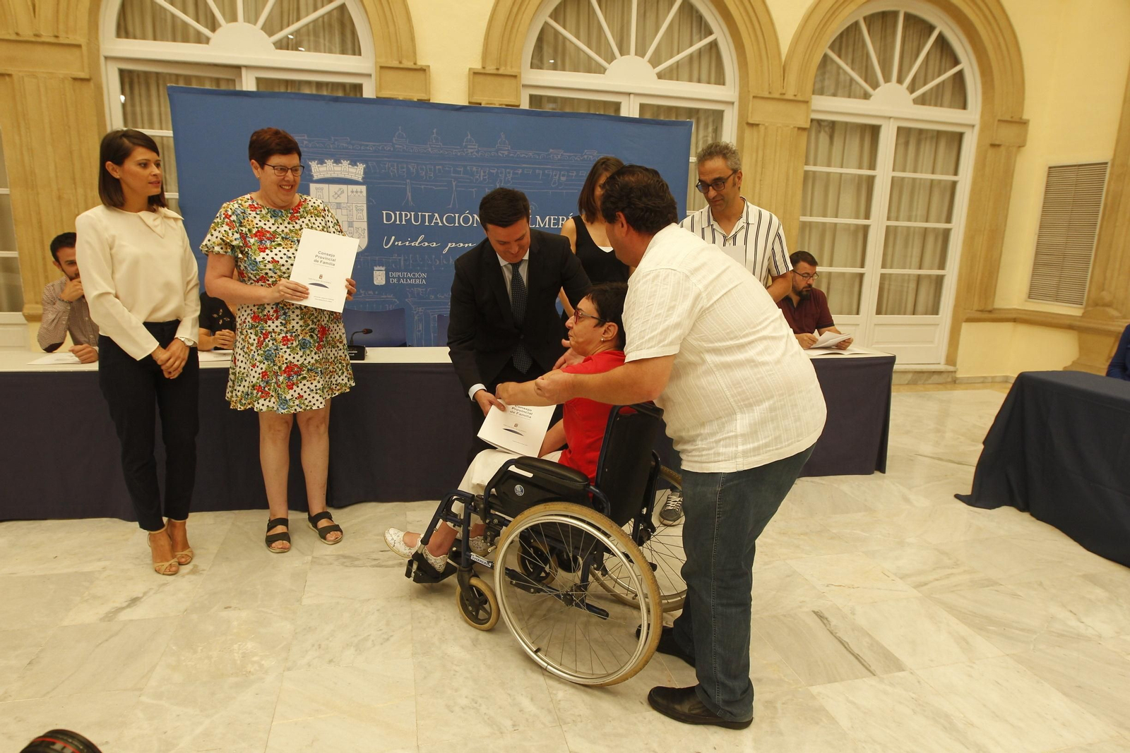 Fotogalería entrega subvenciones de Diputación de Almería a asociaciones Consejo Provincial de Familia