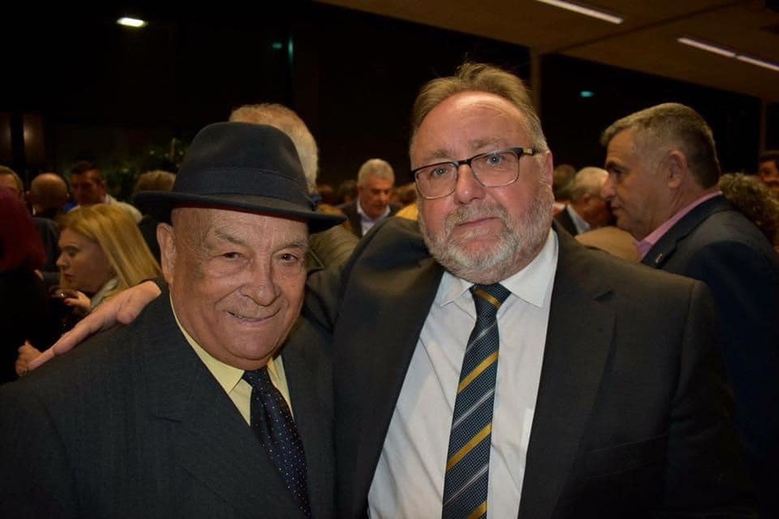 Antonio Vega González junto a Joaquín Villanova.