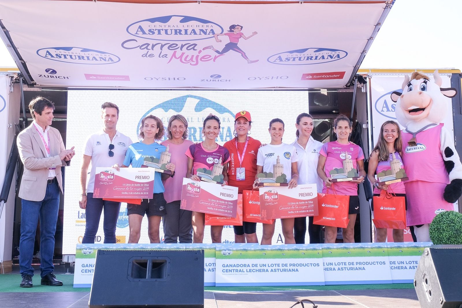 Carolina Robles gana por tercera vez la Carrera de la Mujer