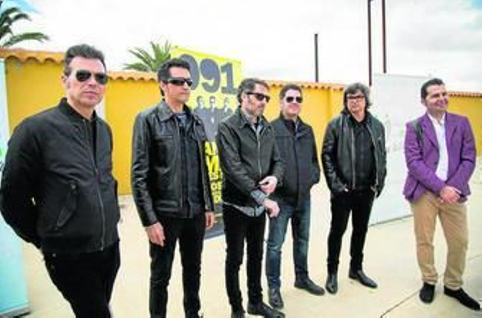 La banda granadina, ayer junto al alcalde de Maracena.