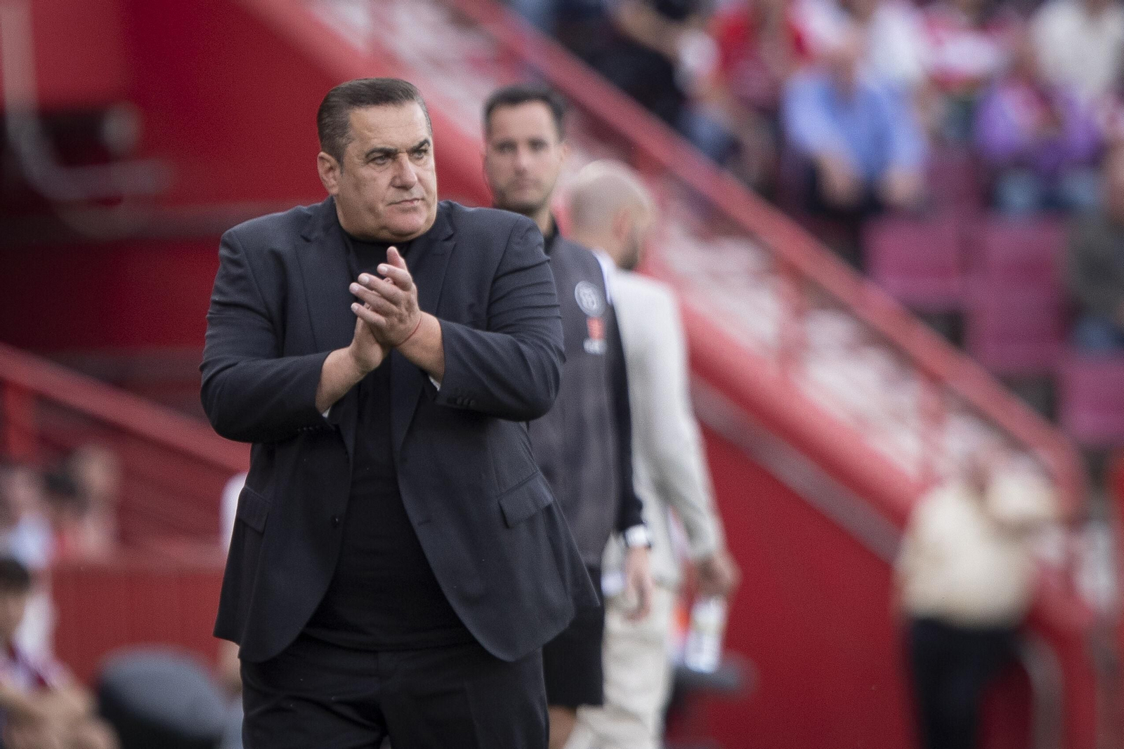 José Ramón Sandoval en un partido