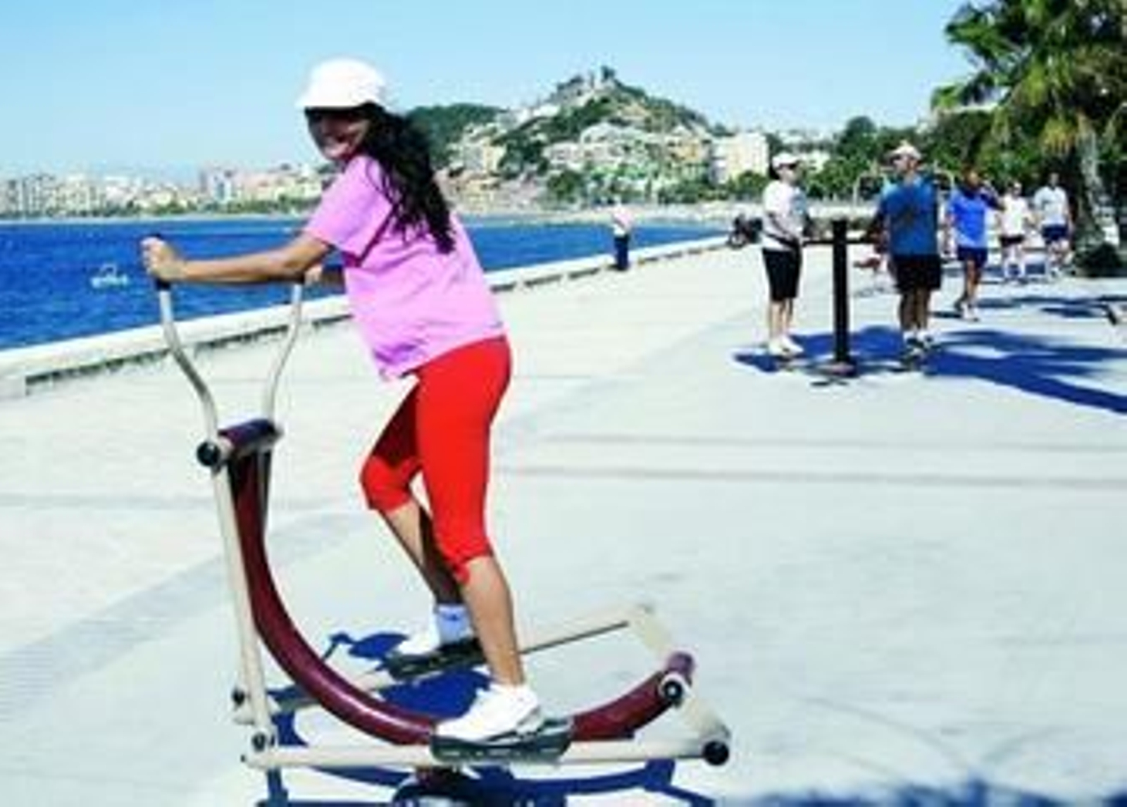 Los médicos aconsejan que toda dieta se acompañe de ejercicio físico.