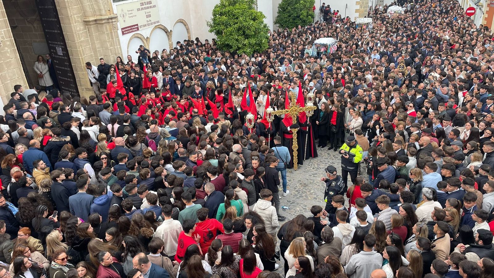 La cruz de guía de Los Judíos, en la plaza San Mateo.