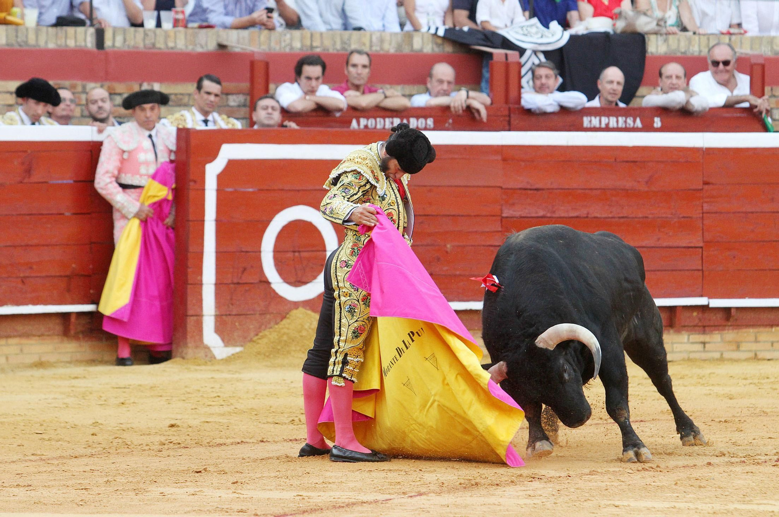 Imágenes de Morante de la Puebla durante la corrida de esta tarde en la Plaza de Toros La Merced
