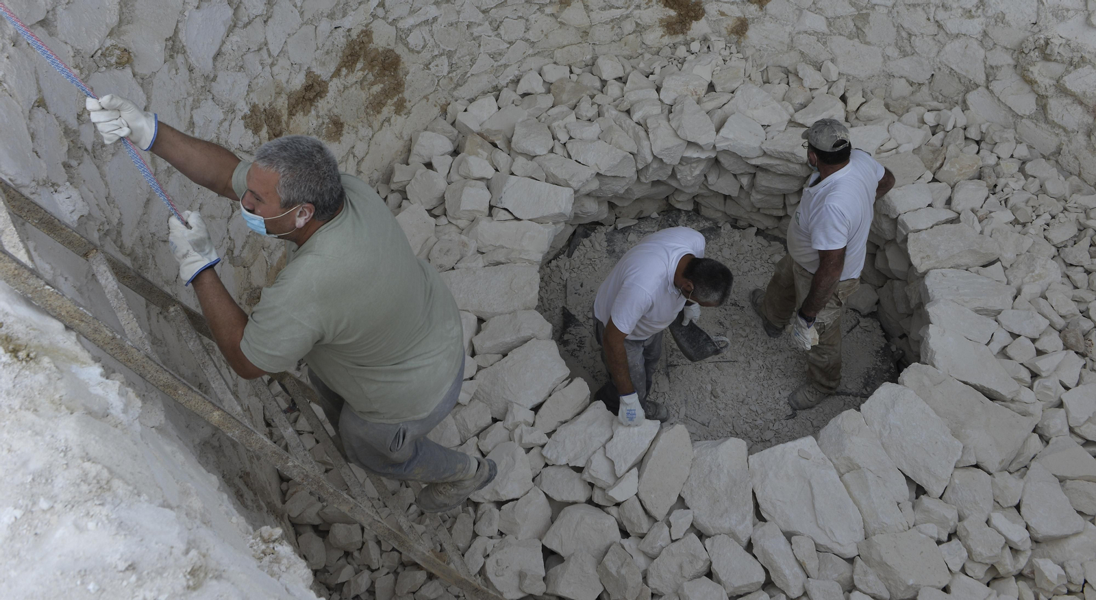 Así se fabrica la cal de Morón