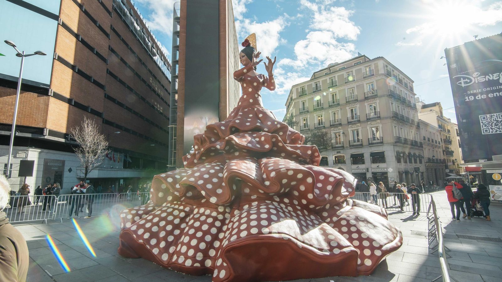 La clásica muñeca Marín tamaño gigante.