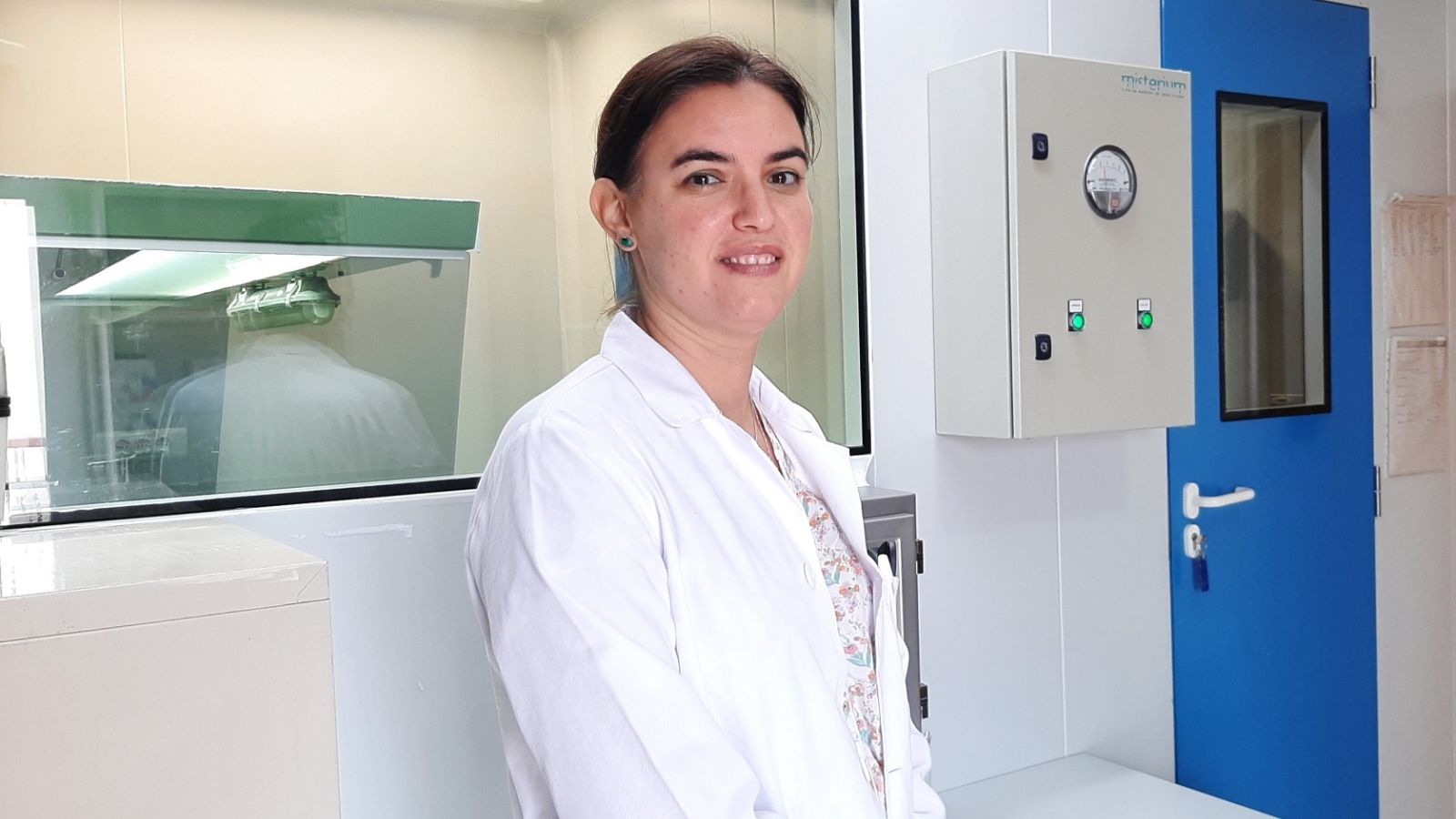 La farmacéutica del hospital Infanta Elena y vocal de la Sociedad Andaluza de Farmacia Hospitalaria, Mercedes Romero.