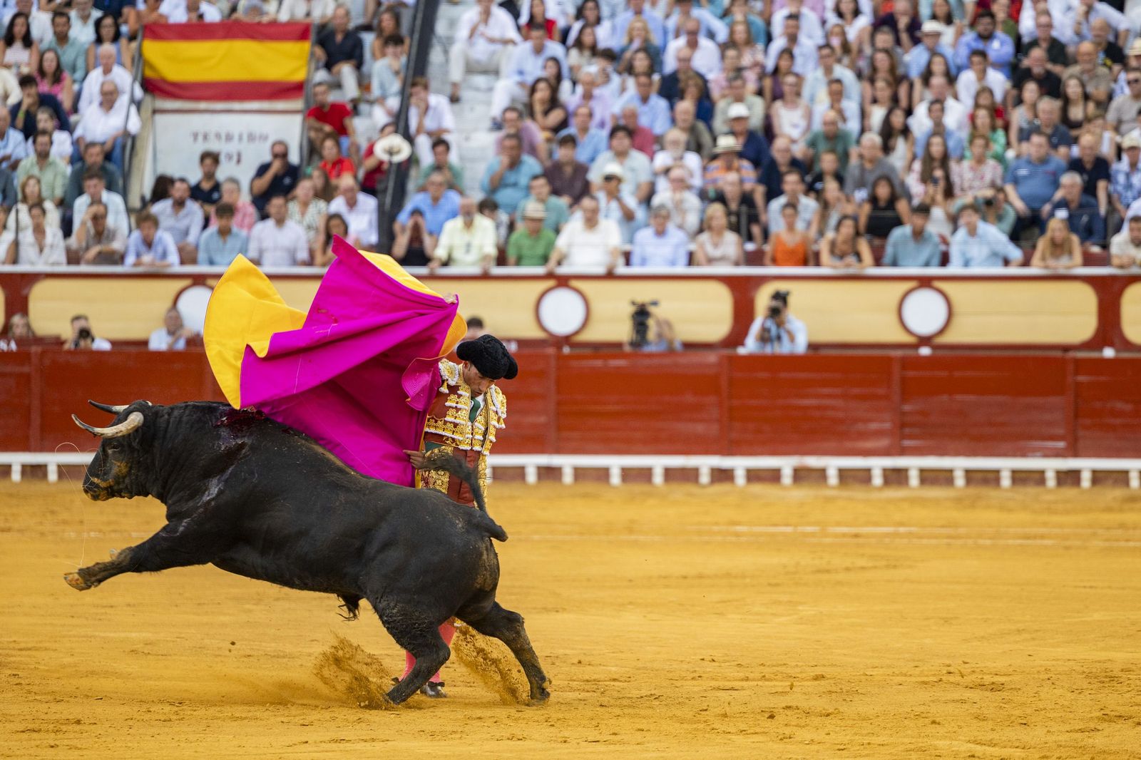 En imágenes, la última corrida de toros del verano en la plaza de El Puerto de Santa María