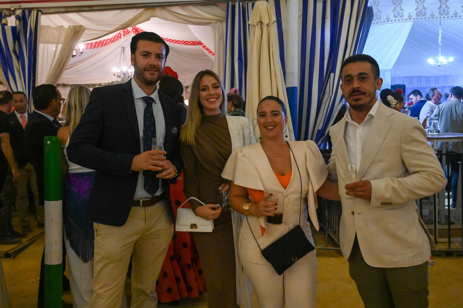 Imágenes del ambiente nocturno del 11 de octubre en la Feria del Caballo 2025