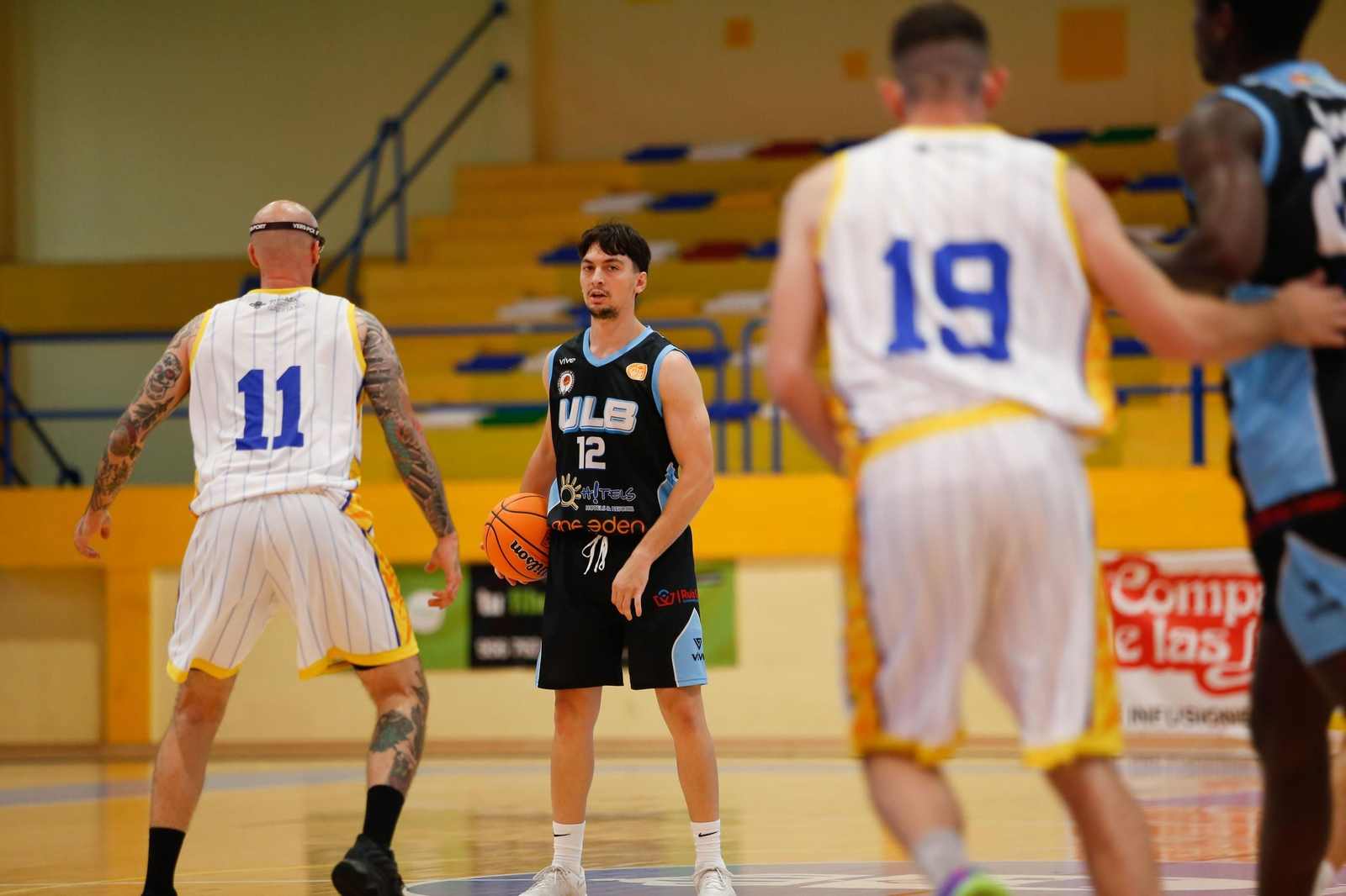 Las fotos del ULB-Gymnástica Portuense de la Copa Diputación de baloncesto