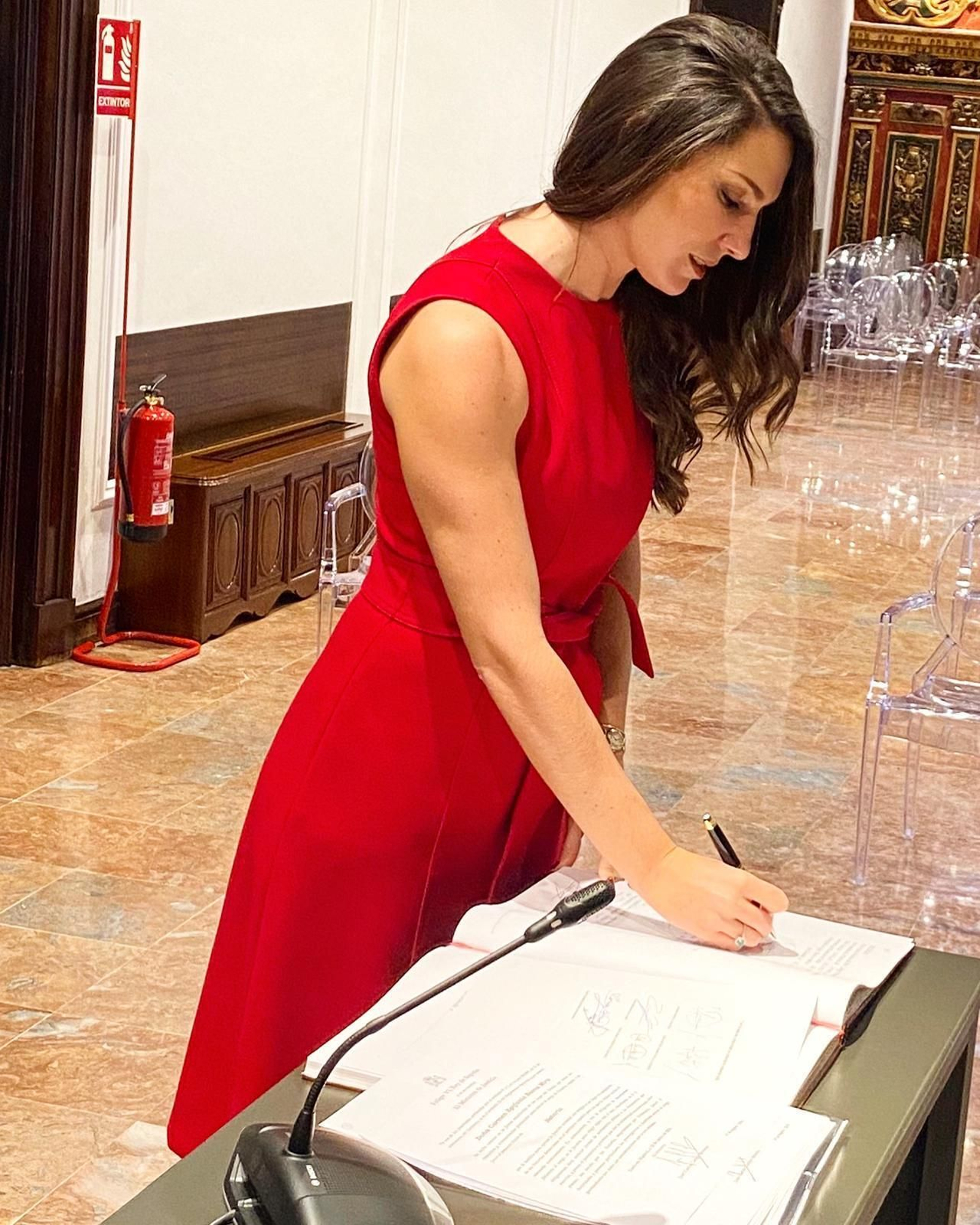 Aurora Carrillo durante la toma de posesión del cargo.