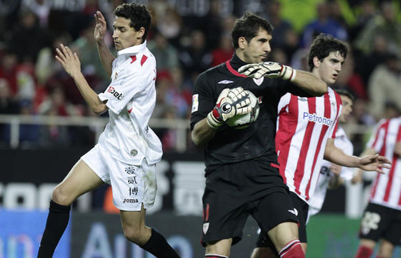 El Sevilla no pasa del empate en casa ante el Athletic de Bilbao. / Antonio Pizarro