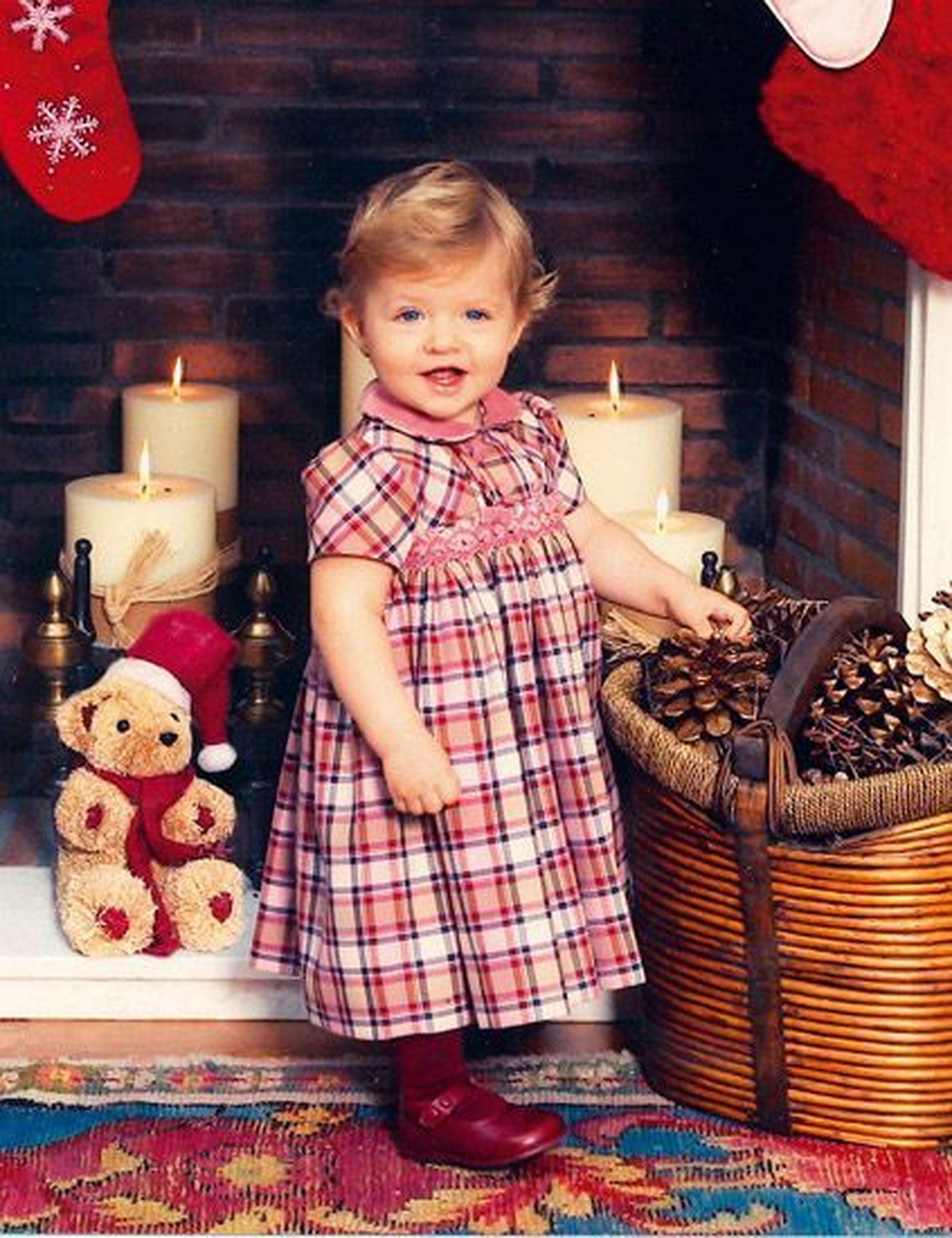 En 2006 nos felicitó las fiestas una graciosa princesa Leonor con un añito.