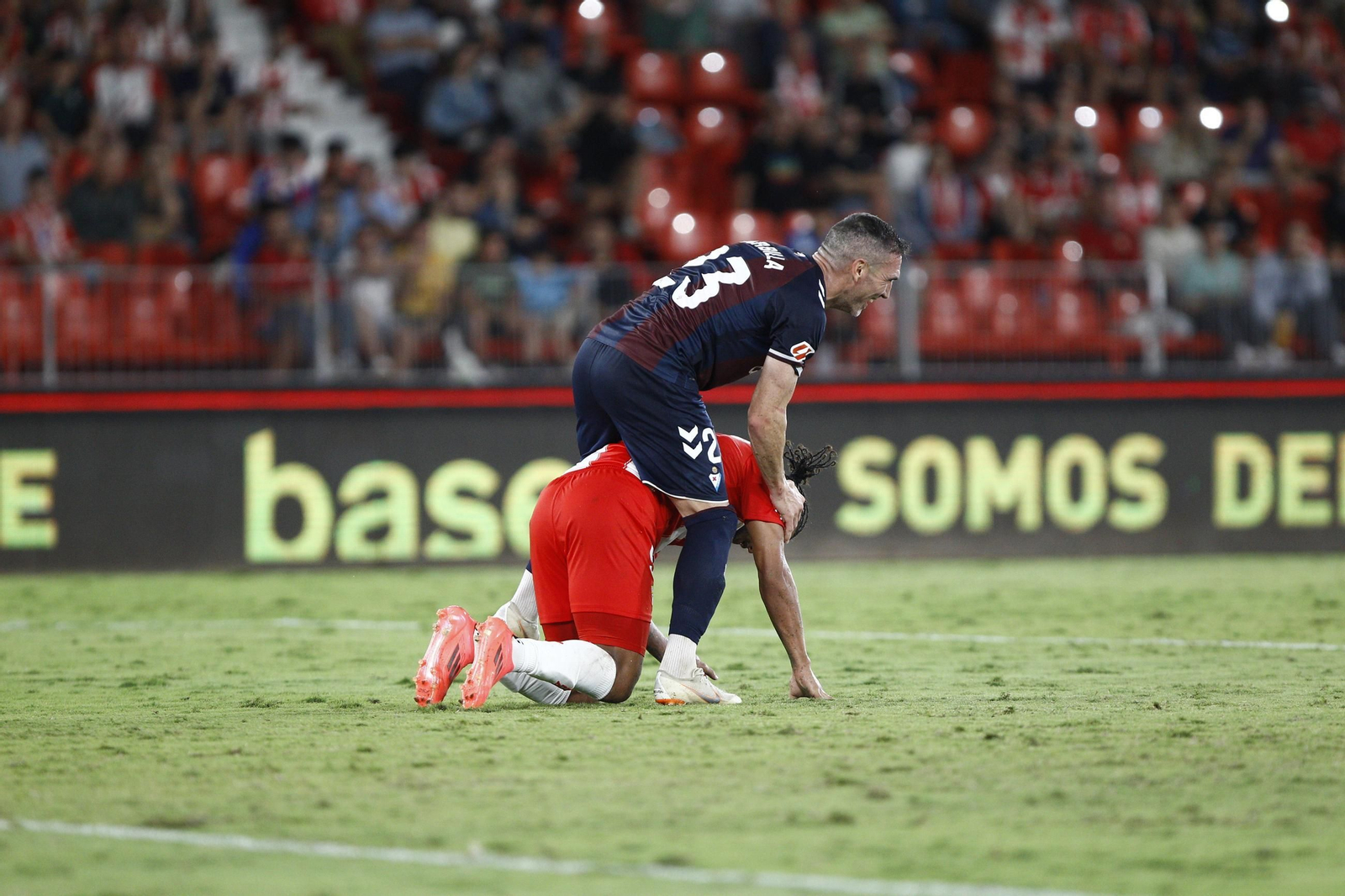 Las imágenes del partido de fútbol U.D. Almería-S.D. Eibar