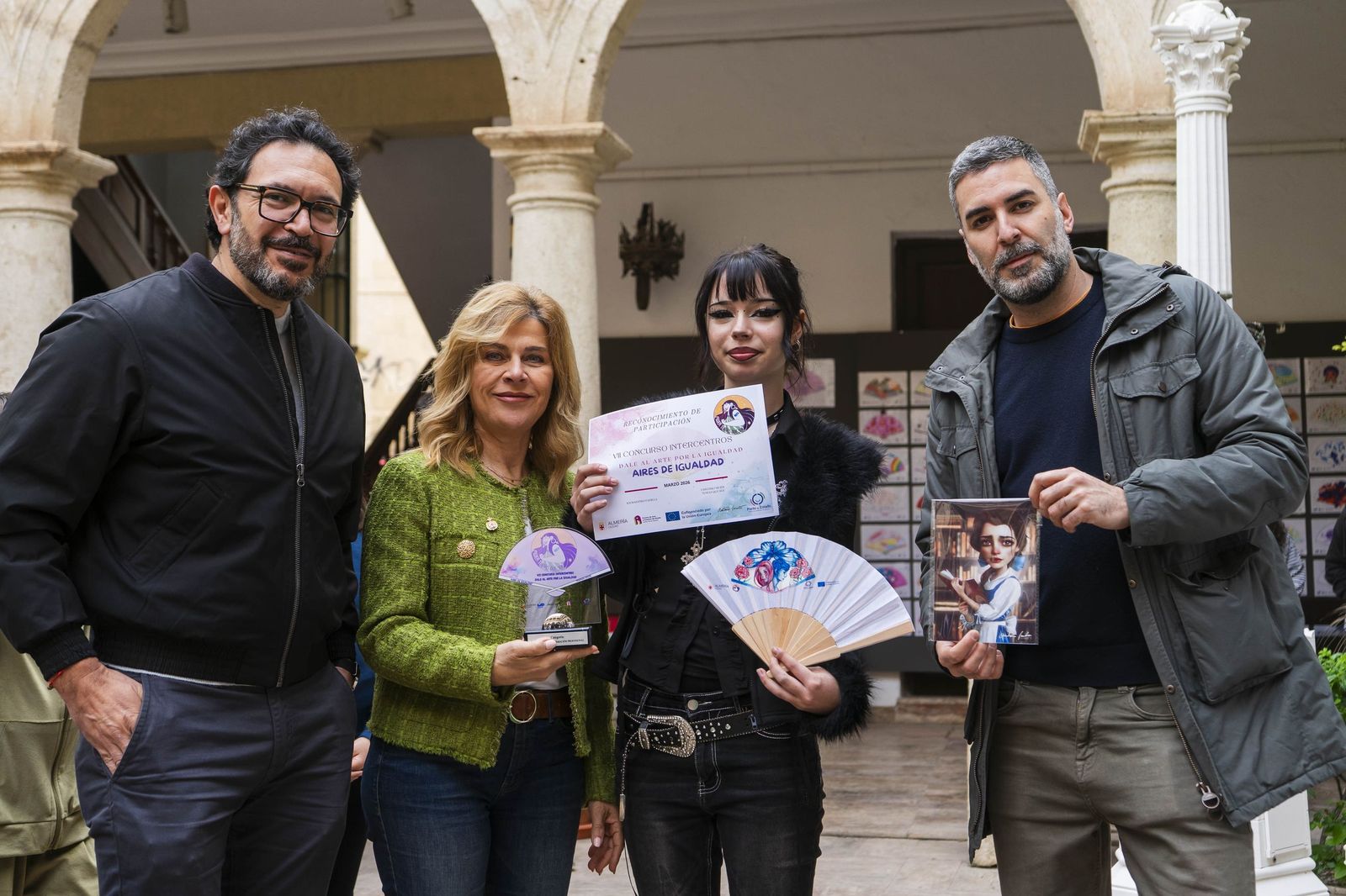 Las imágenes de los premios de la VII Edición del Concurso Intercentros 'Dale al Arte por la Igualdad'
