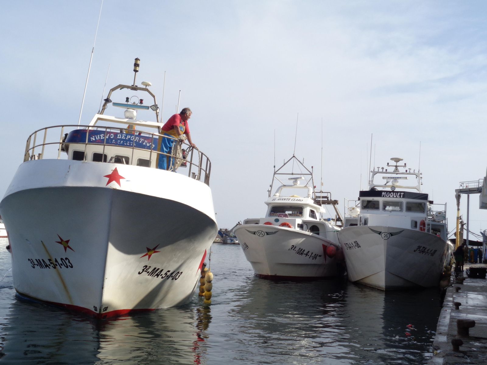 Embarcaciones en la Caleta de Vélez.