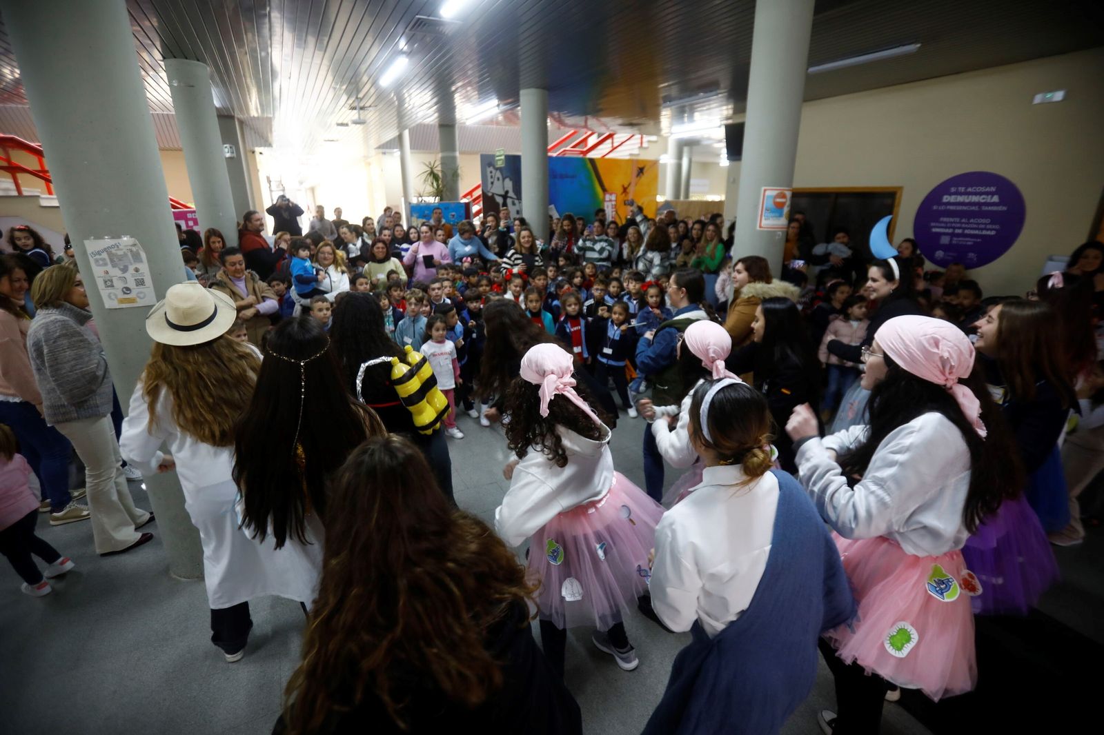 La Feria 'Infanciencia 5' de la Universidad de Córdoba, en imágenes