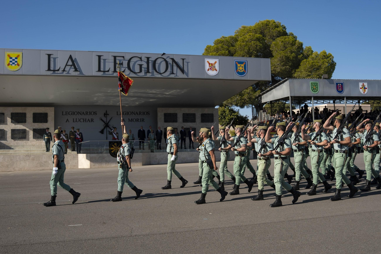 Así conmemora el día de la Inmaculada Concepción la Brigada de la Legión en Almería y despide al contingente que parte a Eslovaquia