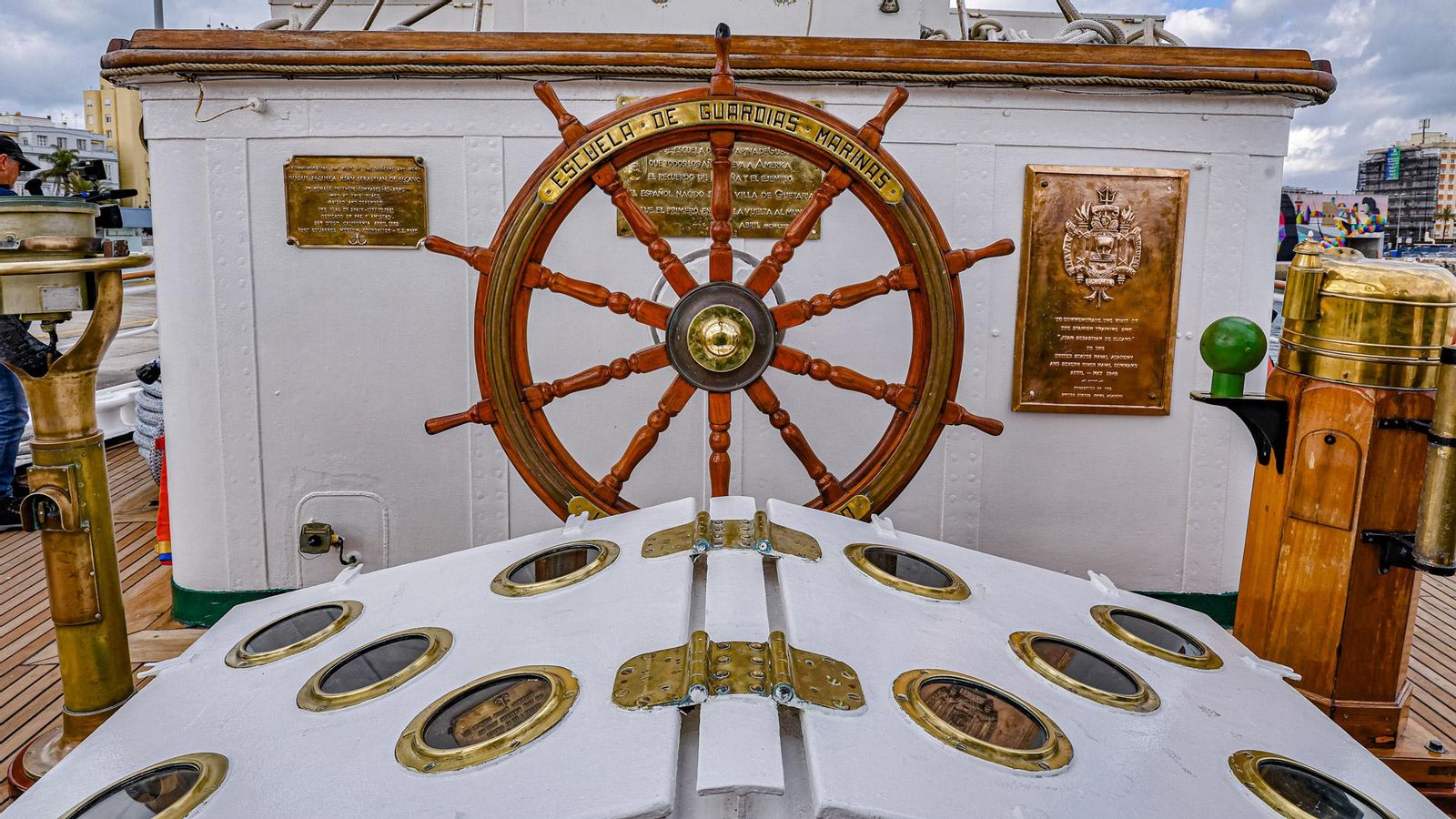 Las imágenes del renovado 'Juan Sebastián de Elcano': Un paseo por el buque escuela