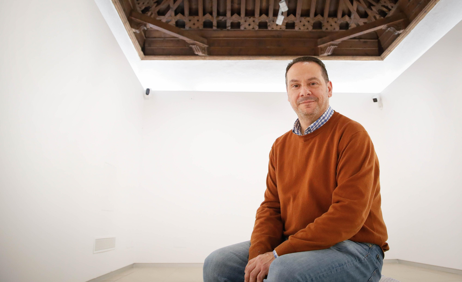 Imágenes de la entrevista realizada al director del Museo del Realismo Español Contemporáneo MUREC