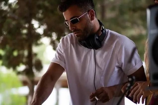 Muere un DJ italiano en una fiesta en Ibiza: su familia acusa a la Guardia Civil de homicidio