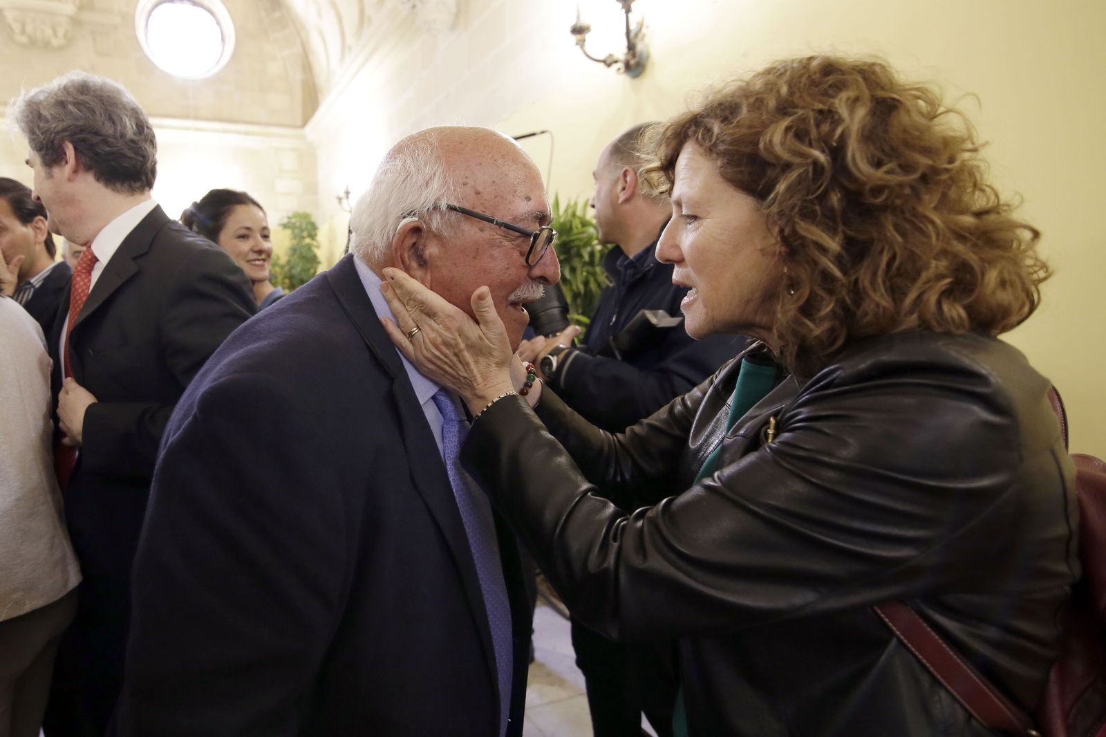 Imágenes del acto institucional del 40 aniversario de las primeras elecciones municipales