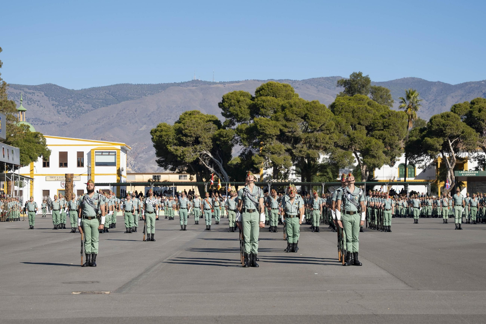 Así conmemora el día de la Inmaculada Concepción la Brigada de la Legión en Almería y despide al contingente que parte a Eslovaquia