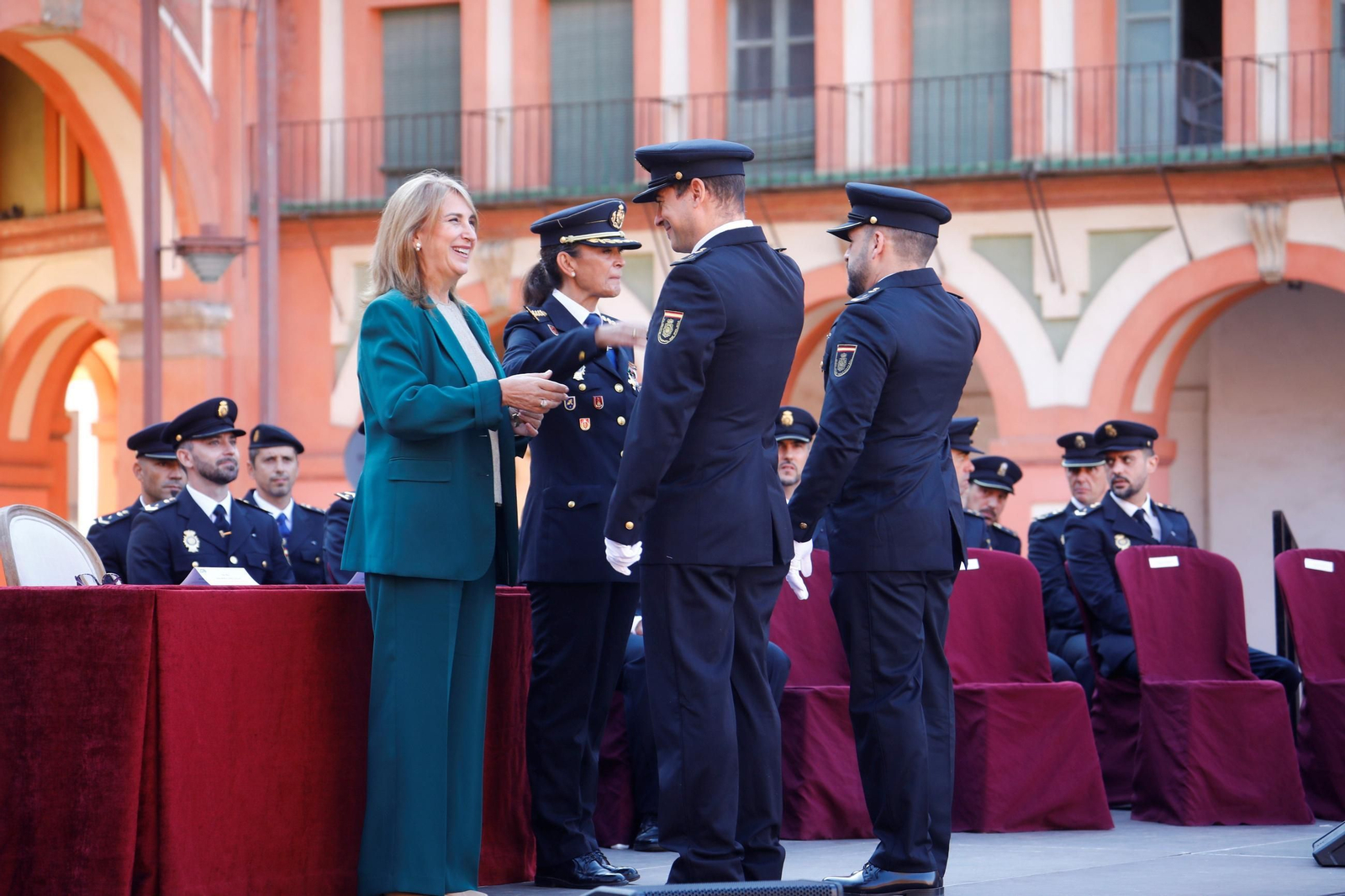 Las mejores imágenes del Día de la Policía Nacional en Córdoba