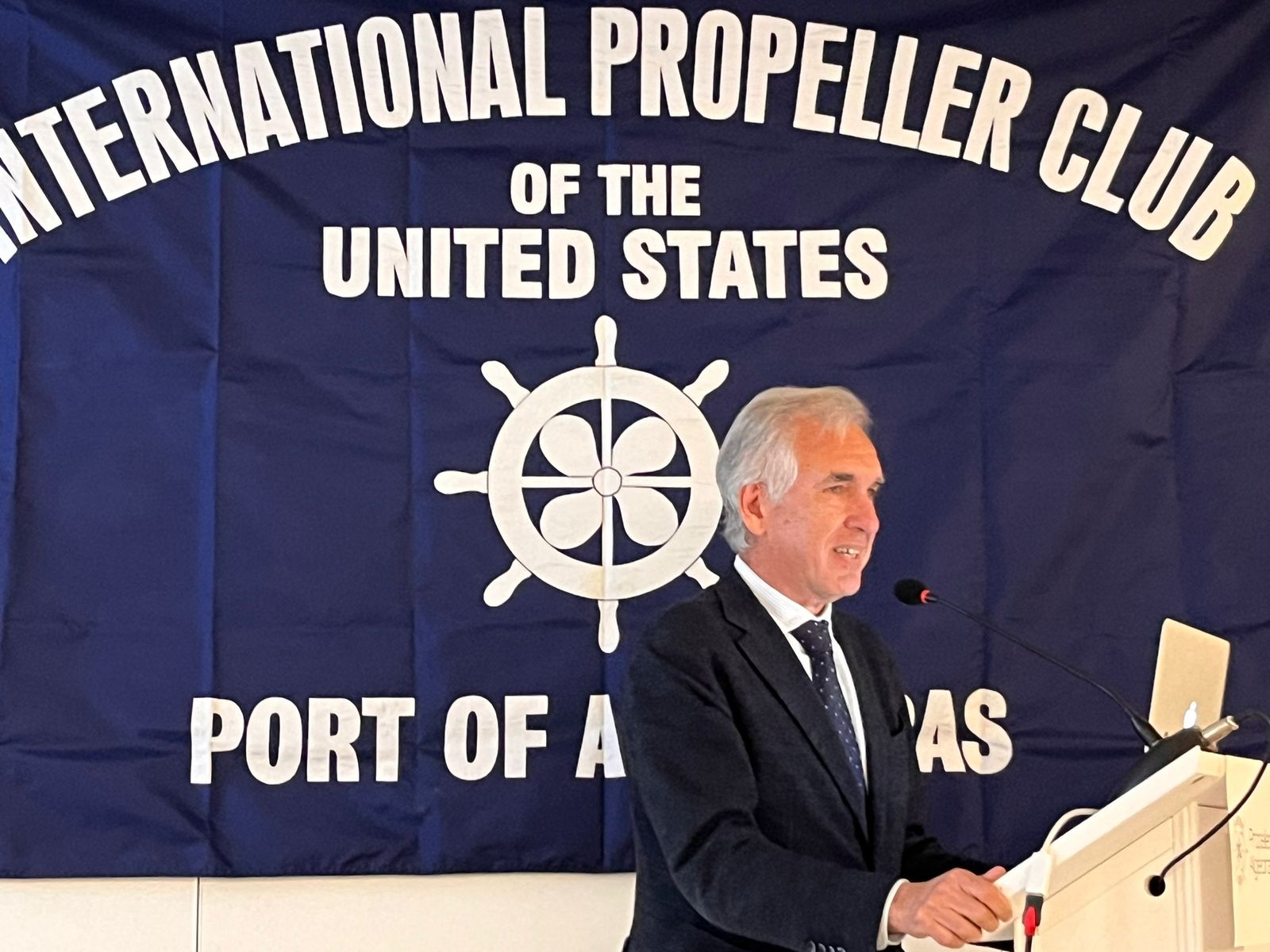 José Luis Romero, secretario general de Anesco.