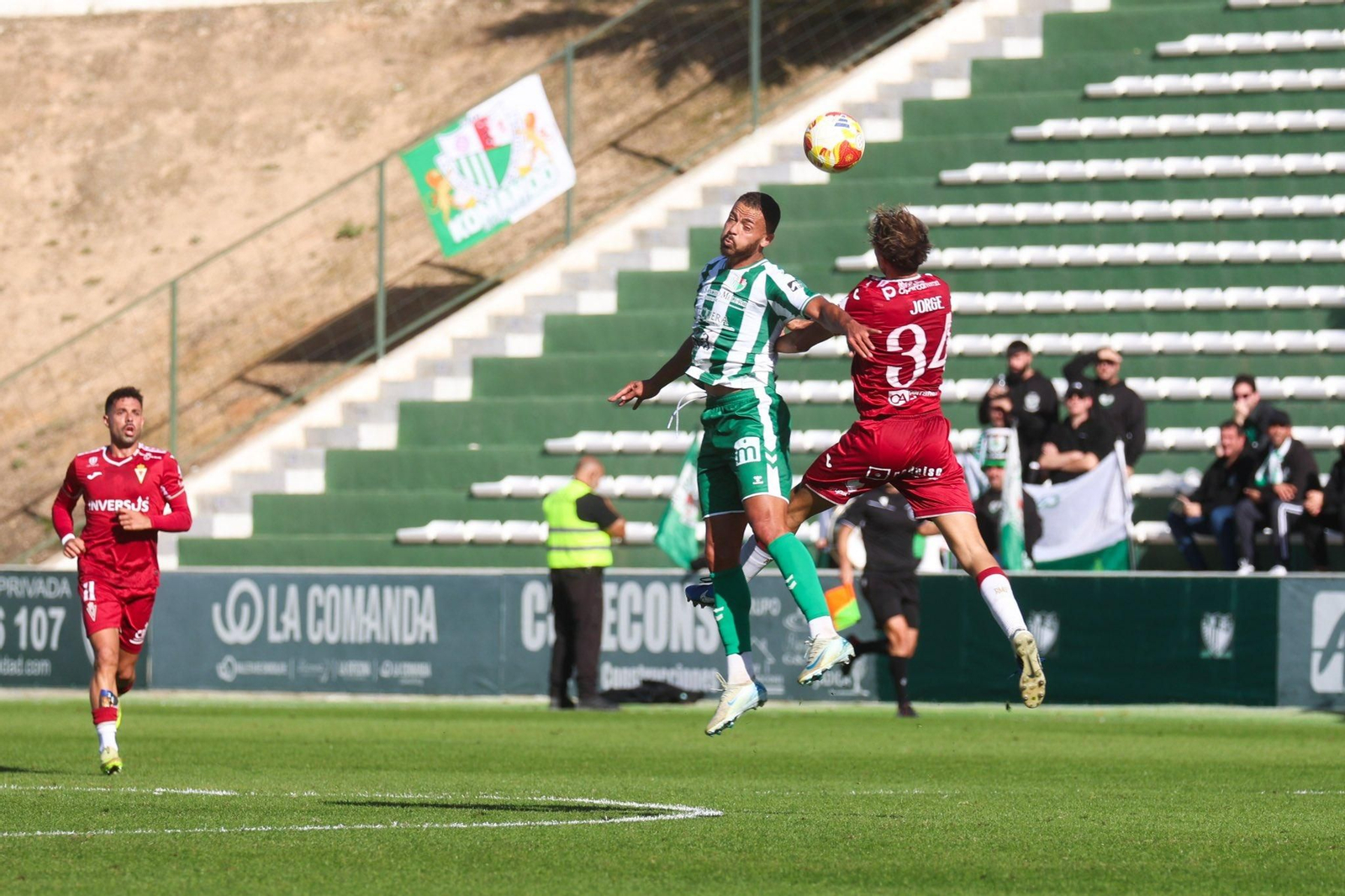 Primera RFEF: Gran victoria del Torremolinos en Teruel y derrota del Antequera ante el Murcia