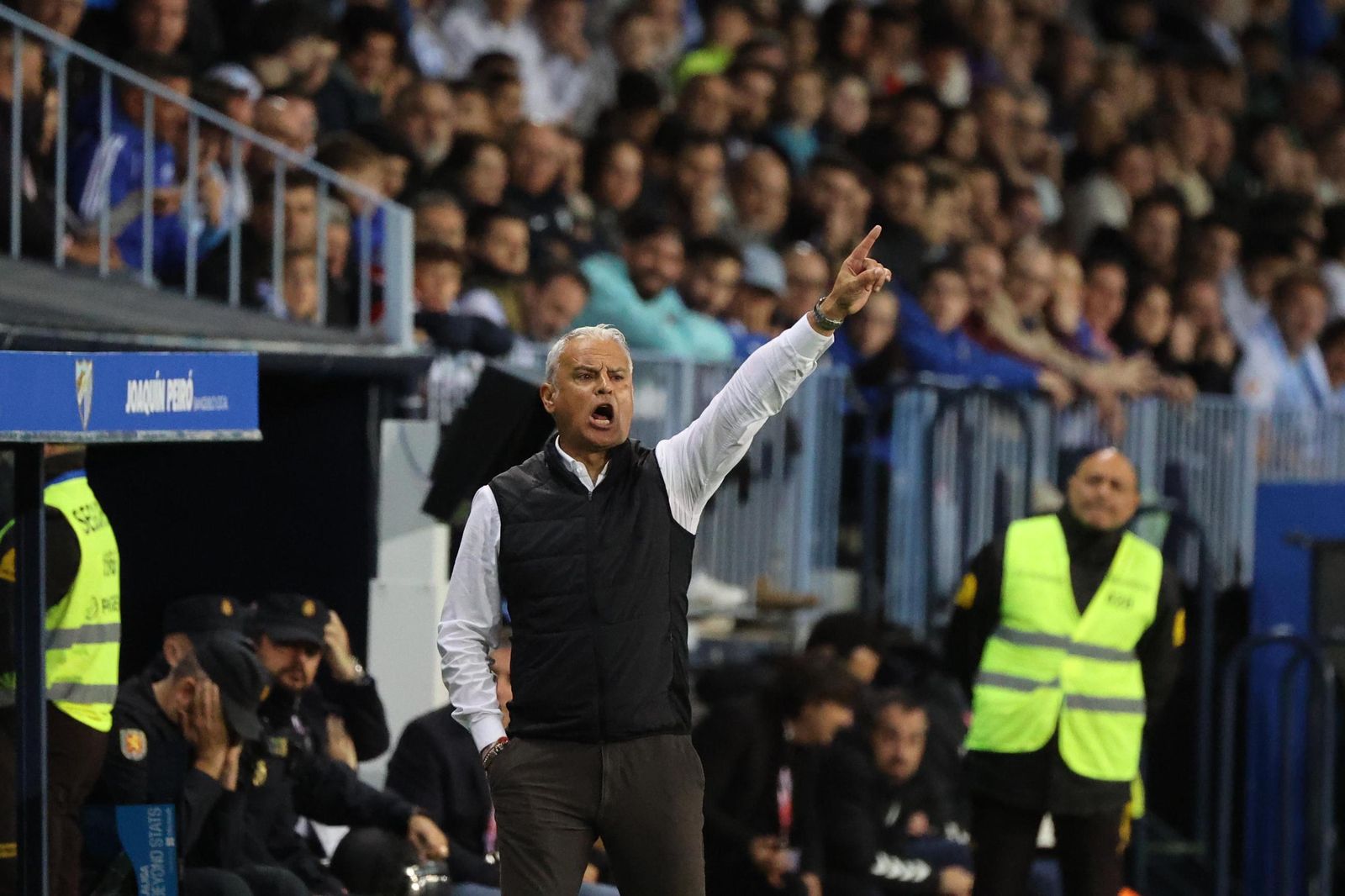 Búscate en las gradas en el Málaga-Deportivo