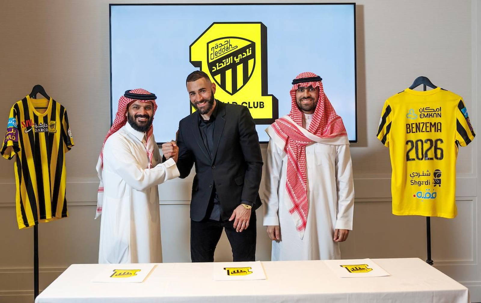 Benzema, durante su presentación con el club saudí Al Ittihad.