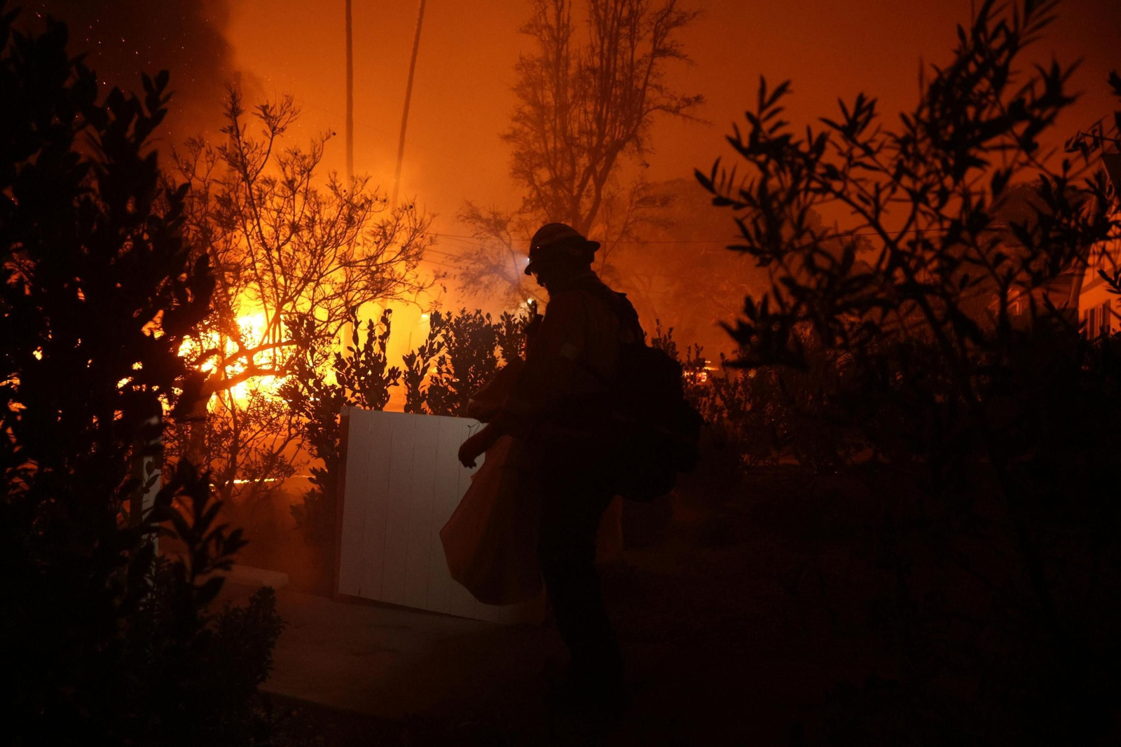 Las impactantes imágenes de los incendios de California