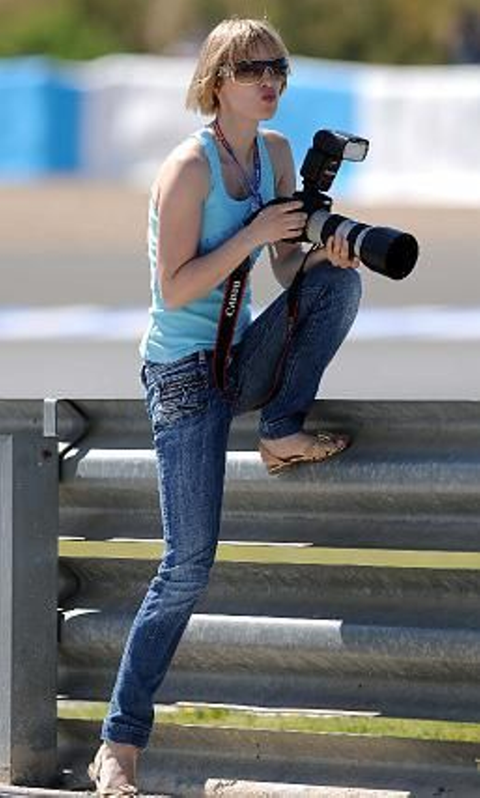 Las chicas del ´paddock´, puro espectáculo en Jerez. 

Foto: Juan Carlos Toro/ Manuel Aranda