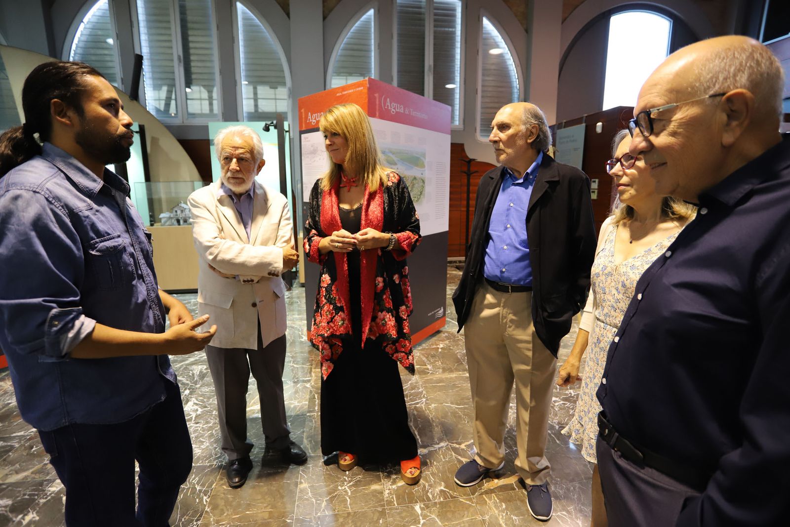Presentación del Otoño Cultural en las Cocheras del Puerto.