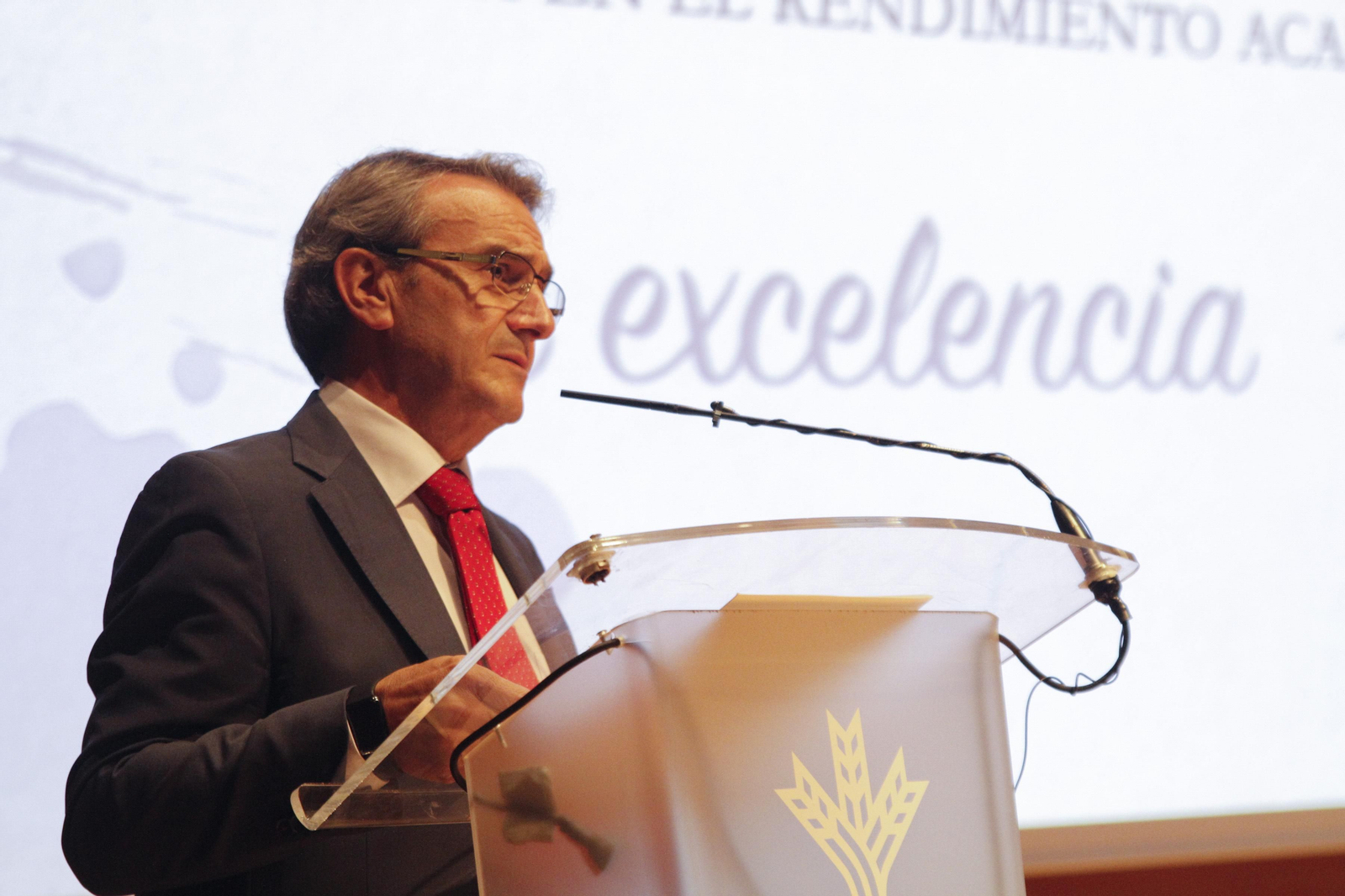 Antonio León, presidente de Caja Rural Granada.