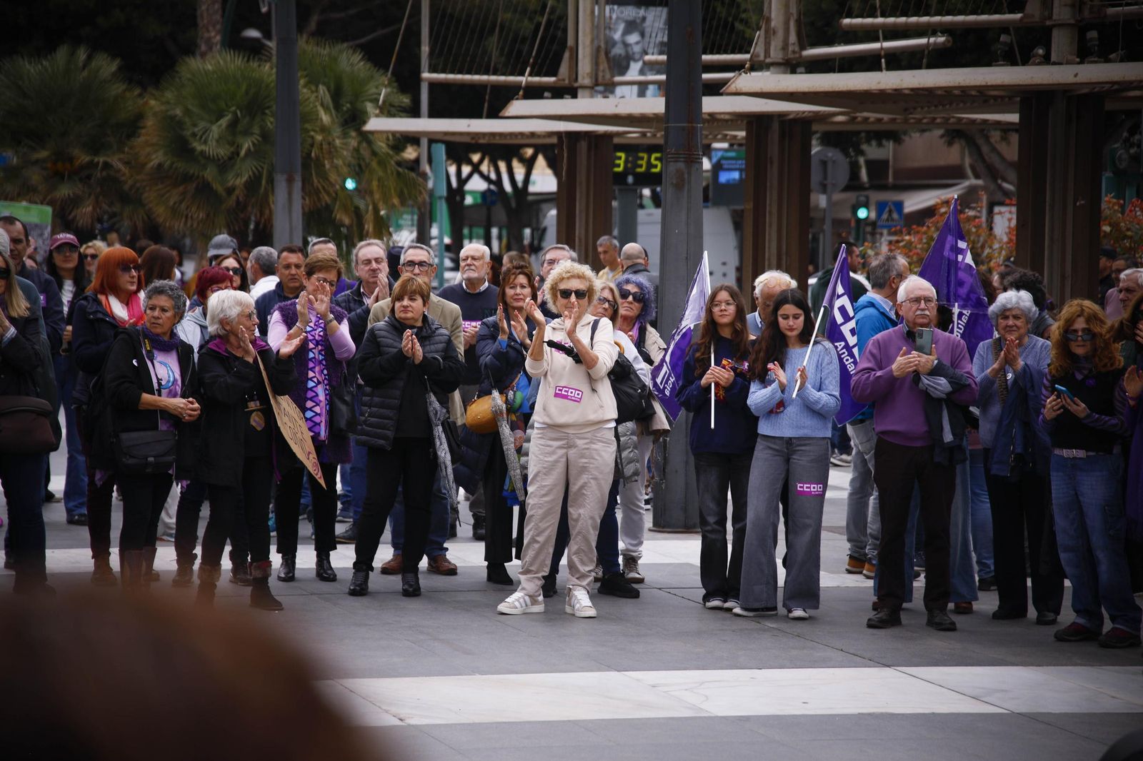 Las imágenes de la manifestación realizada por la Plataforma de Acción Feminista en Almería