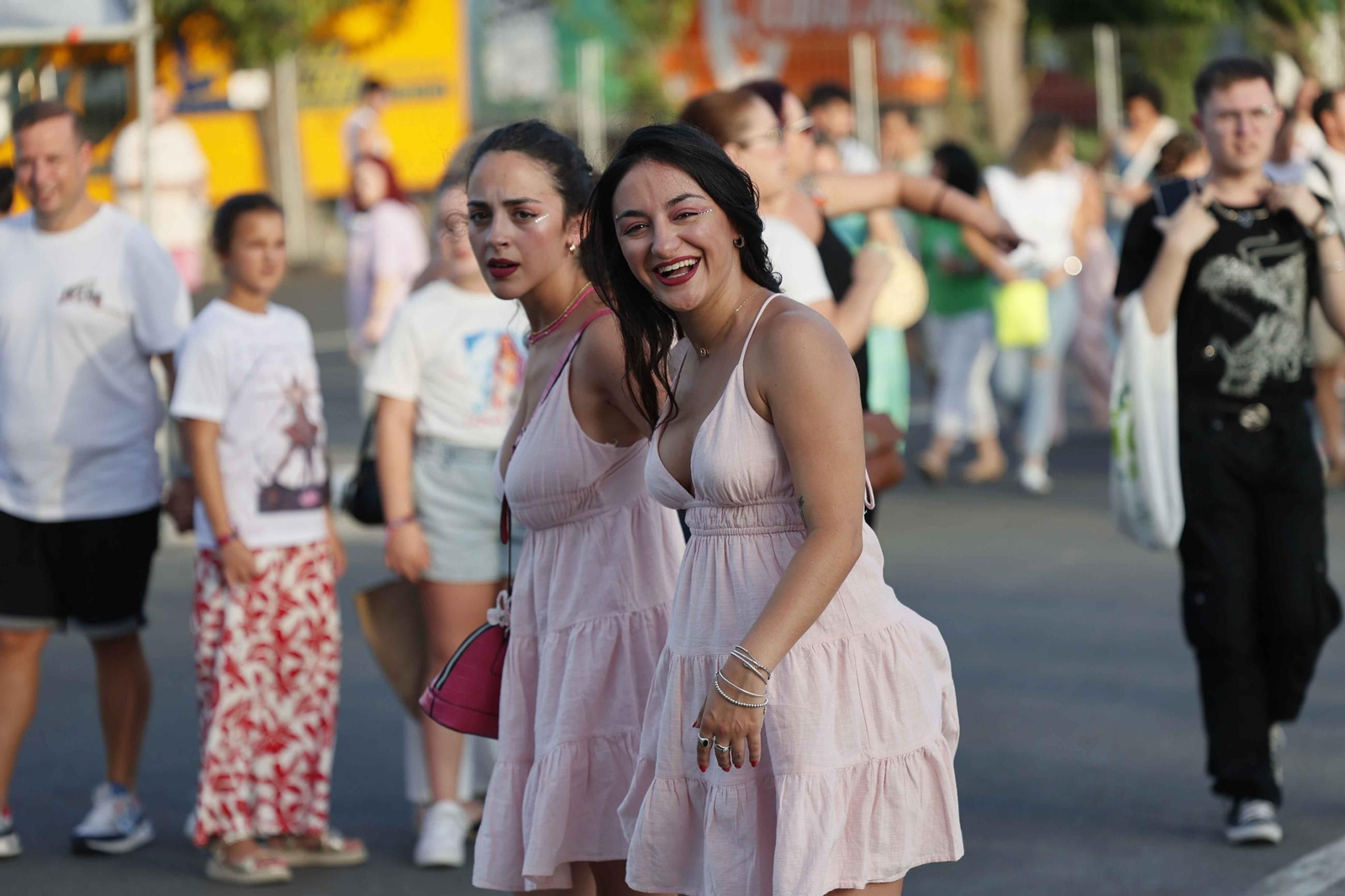 Búscate en el concierto de Lola Índigo