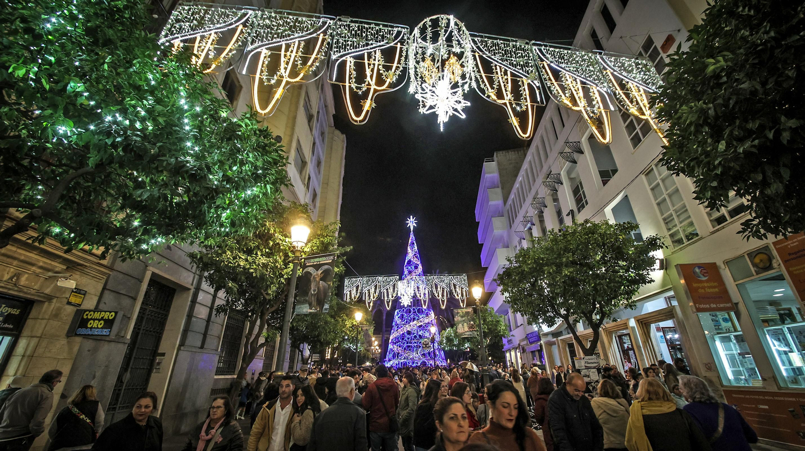 Jerez enciende su alumbrado navideño