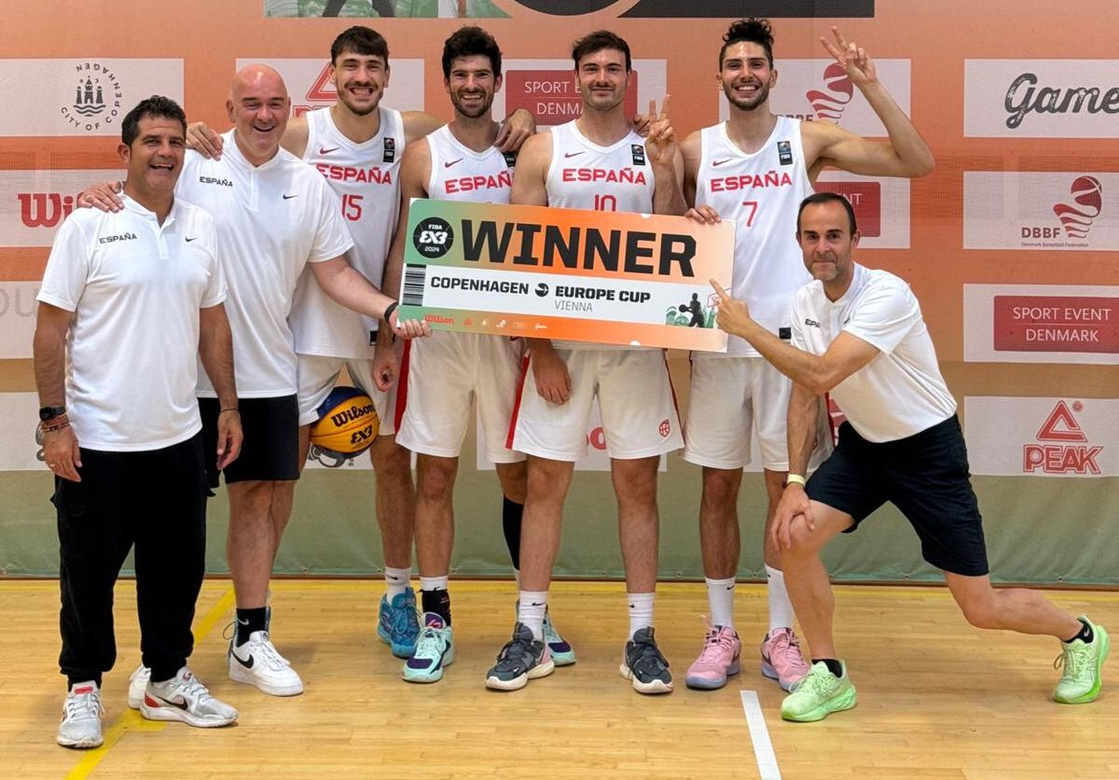El técnico mojonero durante una anterior presencia con la selección española de baloncesto 3x3.