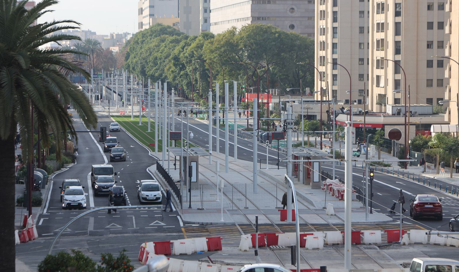 Apertura al tráfico de la Avda San Francisco Javier