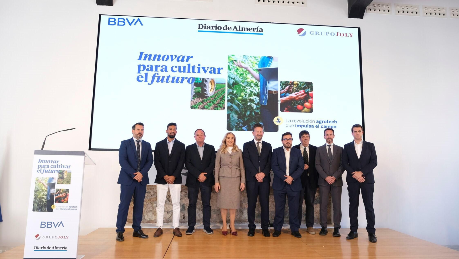 Protagonistas del foro de BBVA y Grupo Joly en Almería.
