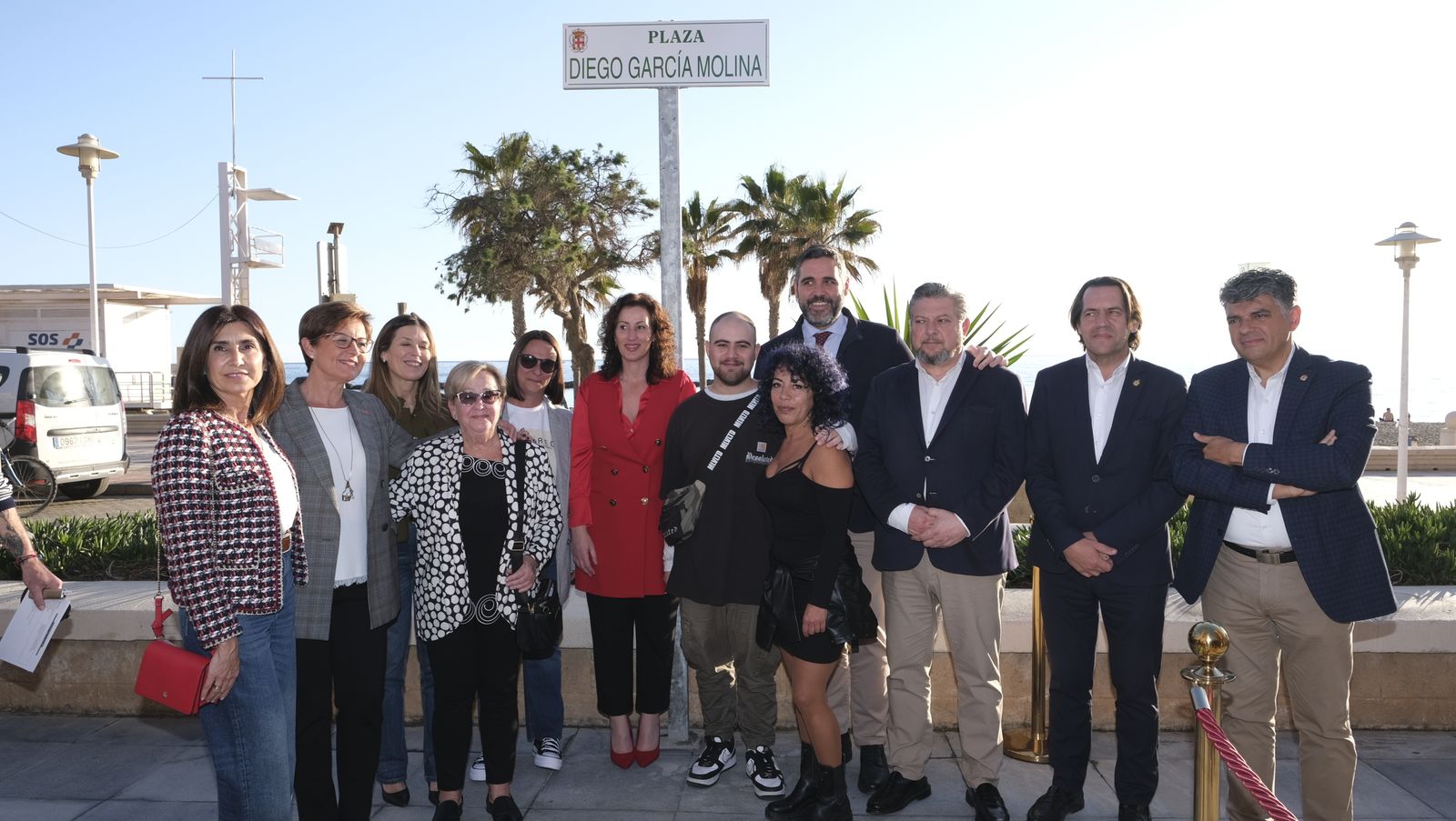 Imágenes de la Inauguración de la Plaza Diego García Molina, hostelero que fue Presidente de ASHAL