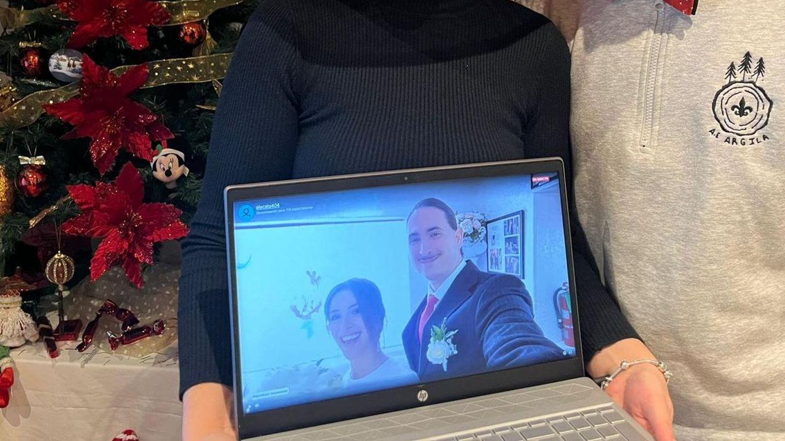 Alba y Alejandro en directo mientras se casaban en Las Vegas