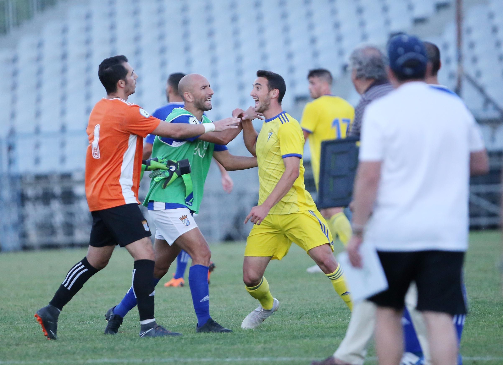 Las imágenes del Xerez CD - Cádiz B