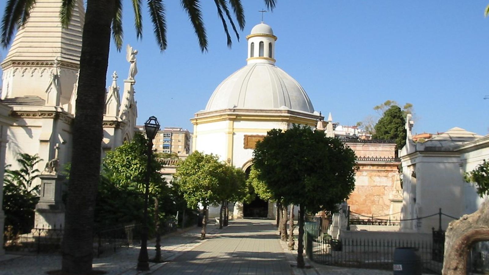 La necrópolis llena de misterios de San Miguel.