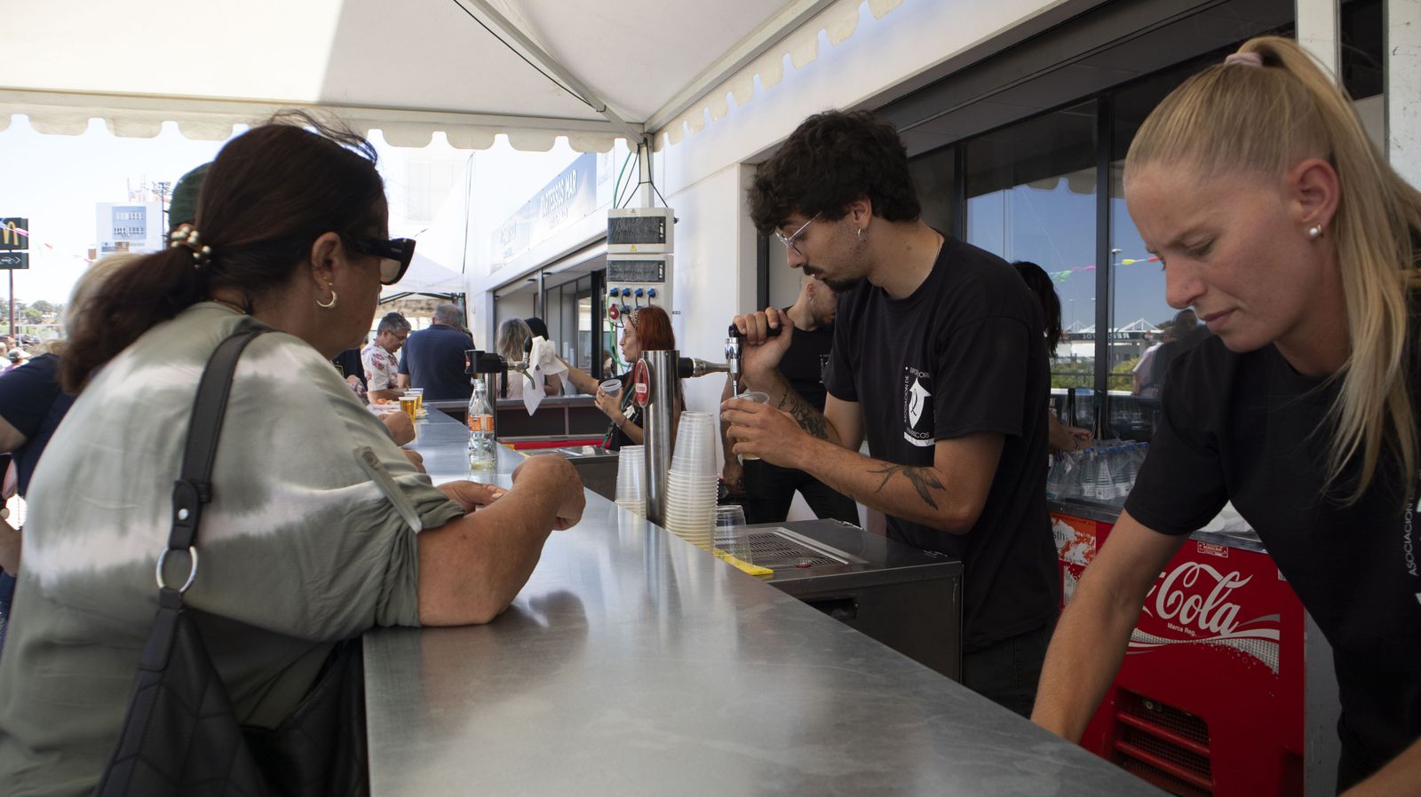 Imágenes del sábado en la 'IX Feria de la Gamba y el Marisco de Huelva'